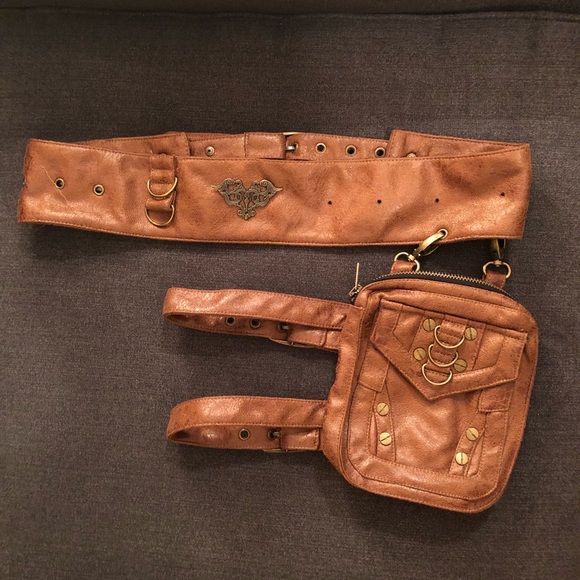 NEVER WORN RQ-BL Leather Belt Harness with Pocket
